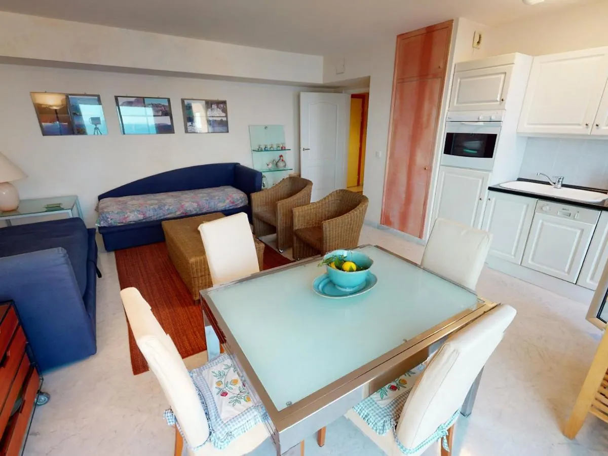 Apartment Grand 2P Face Mer Avec Balcon, Parking, Piscine Et Spa En Centre-Ville A Menton - Fr-1-196-284 France